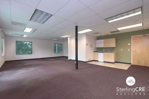 Office/Medical/Retail Suite on the Corner of Reserve and 3rd St: 515 S Reserve St Ste 3, Missoula, MT 59801